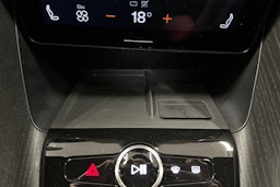 sininen Polestar 2 2023 kuva 31.