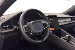 harmaa Polestar 2 2023 kuva 7.