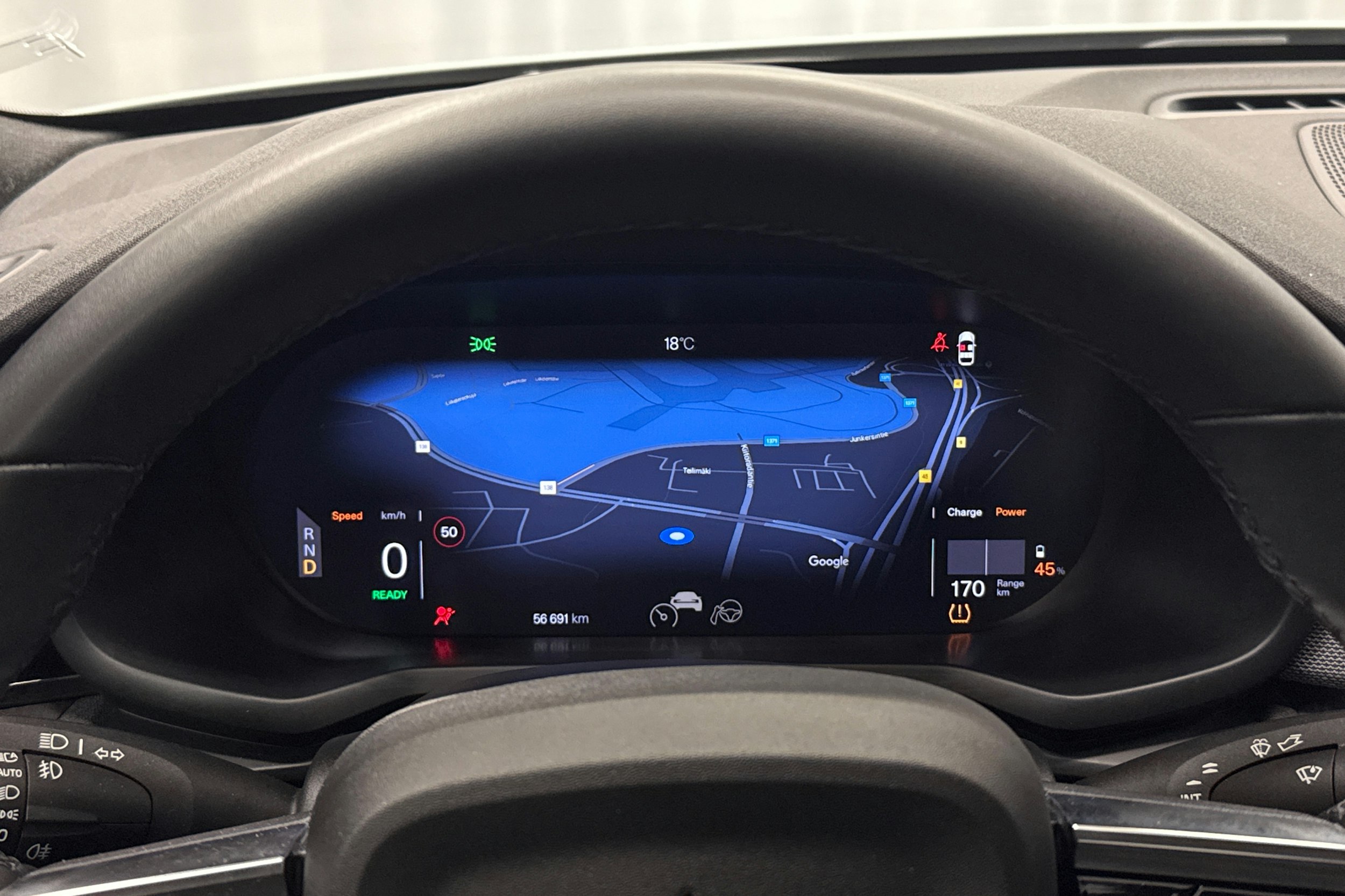 harmaa Polestar 2 2023 kuva 12.