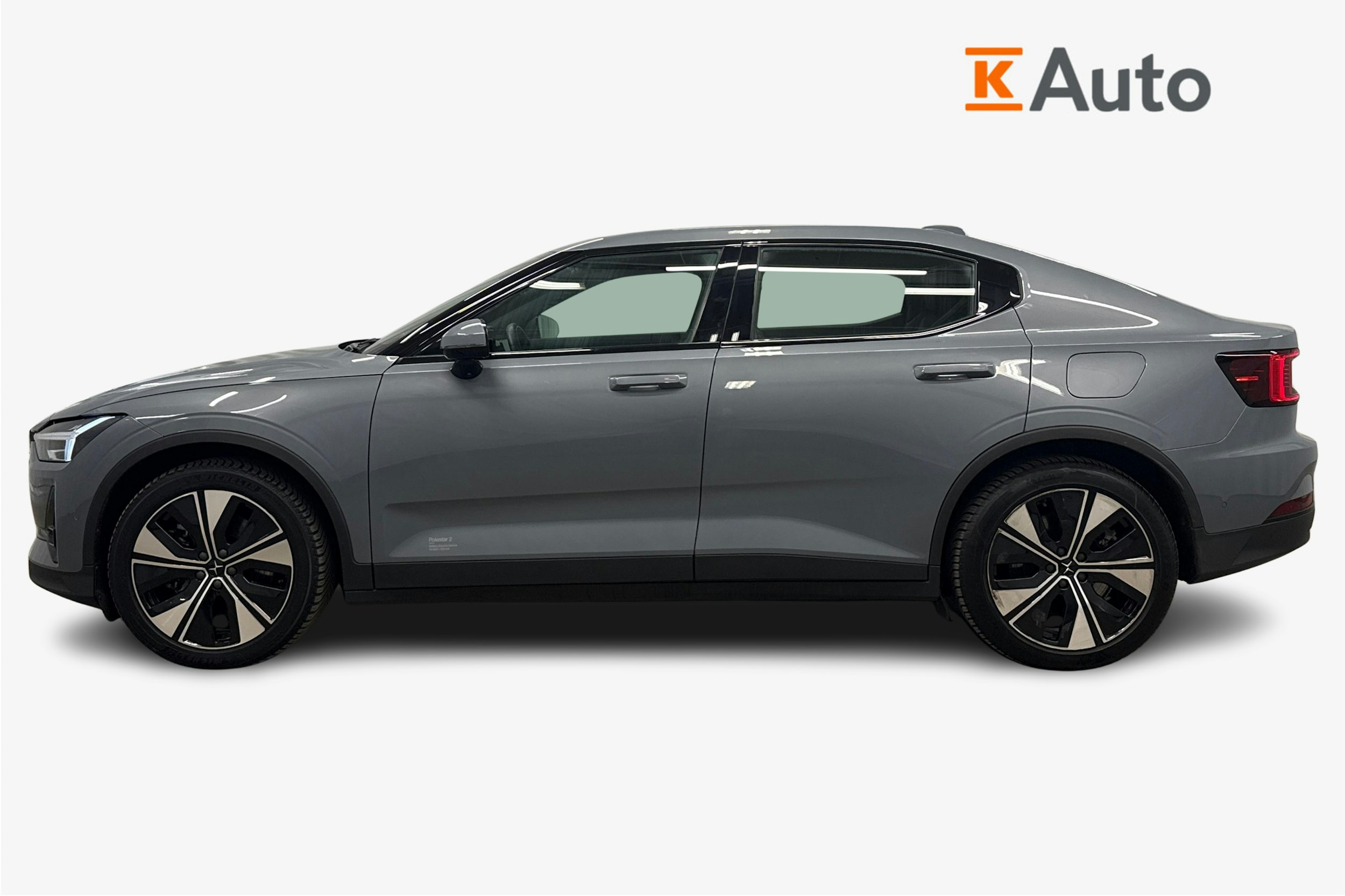 harmaa Polestar 2 2023 kuva 6.