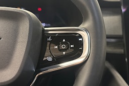 harmaa Polestar 2 2023 kuva 15.