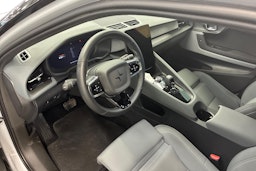 harmaa Polestar 2 2023 kuva 6.