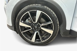 harmaa Polestar 2 2023 kuva 9.