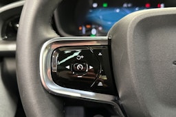 musta Polestar 2 2023 kuva 29.