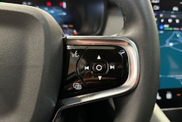 musta Polestar 2 2023 kuva 30.