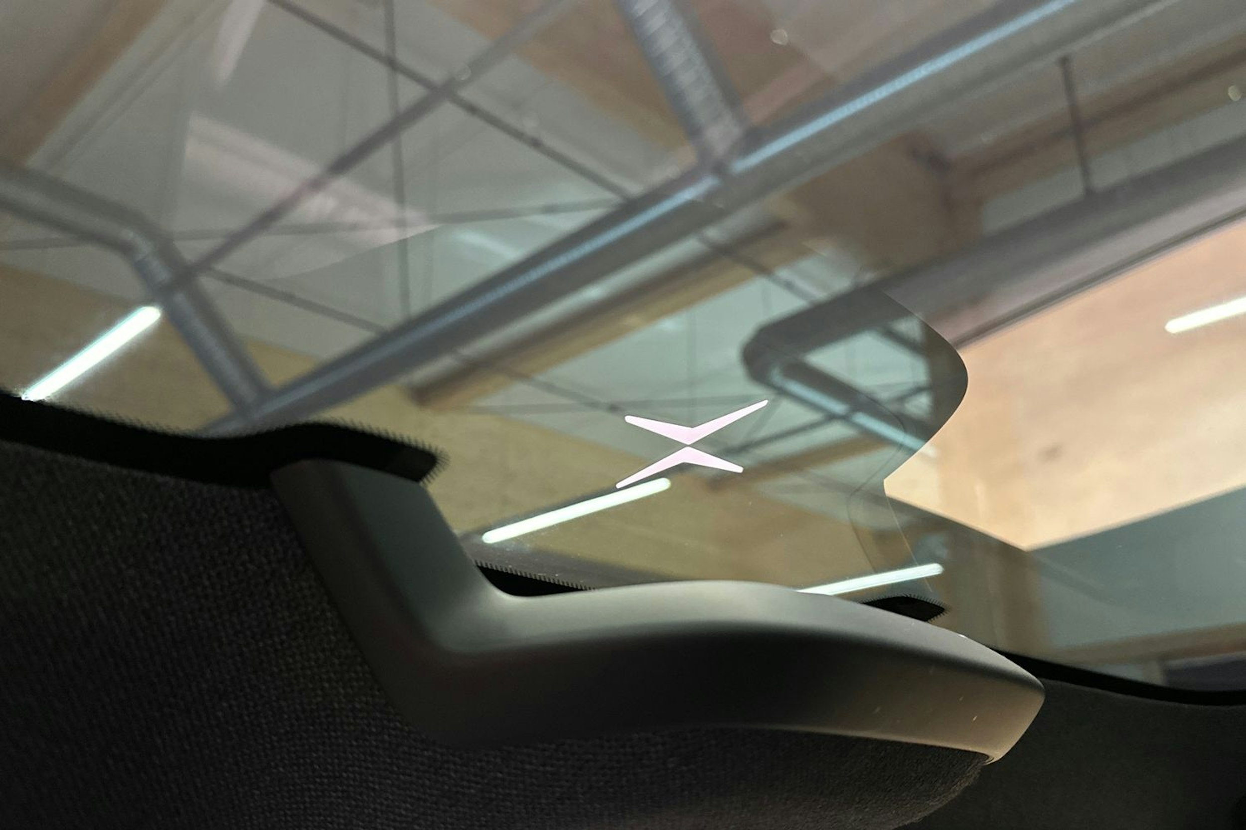 musta Polestar 2 2023 kuva 33.