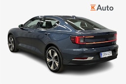 sininen Polestar 2 2023 kuva 2.