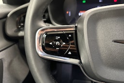 sininen Polestar 2 2023 kuva 14.