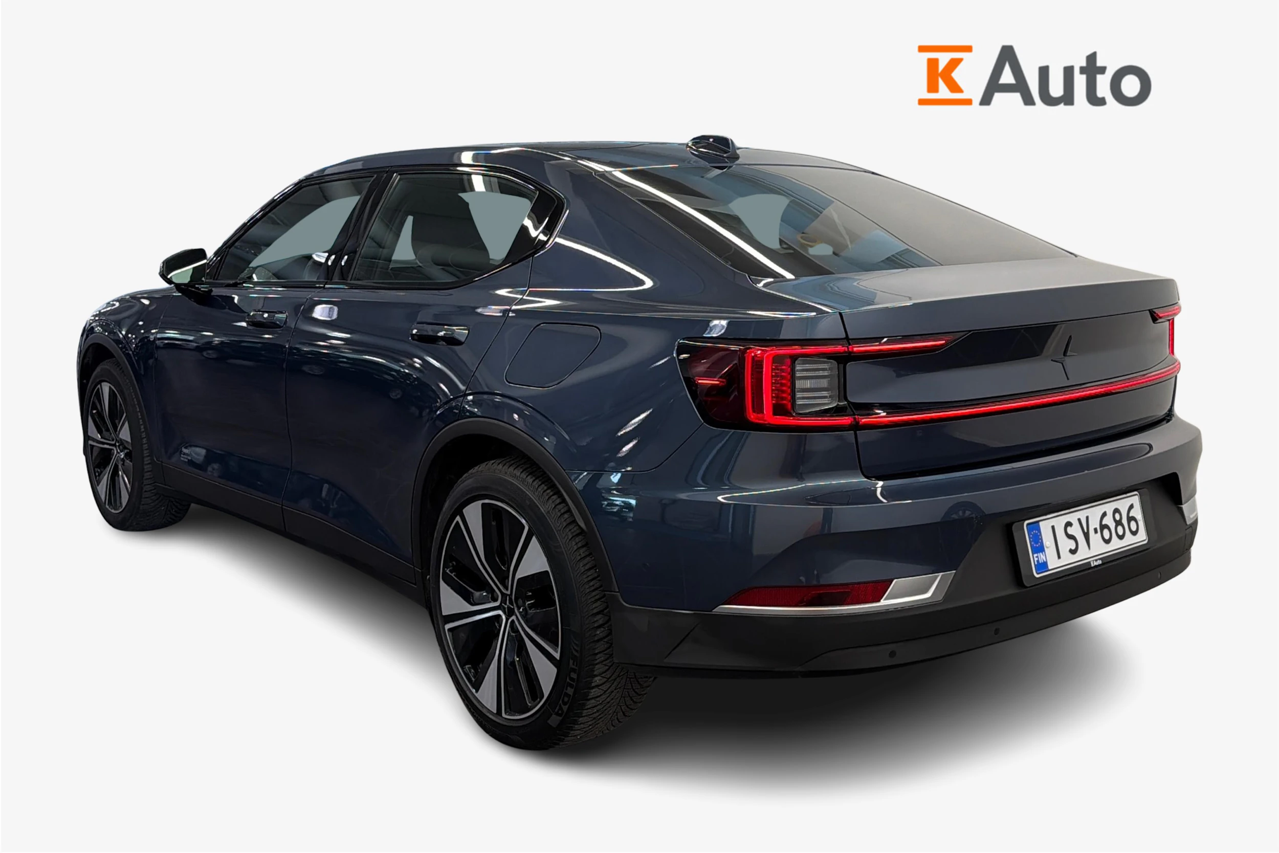 sininen Polestar 2 2023 kuva 2.