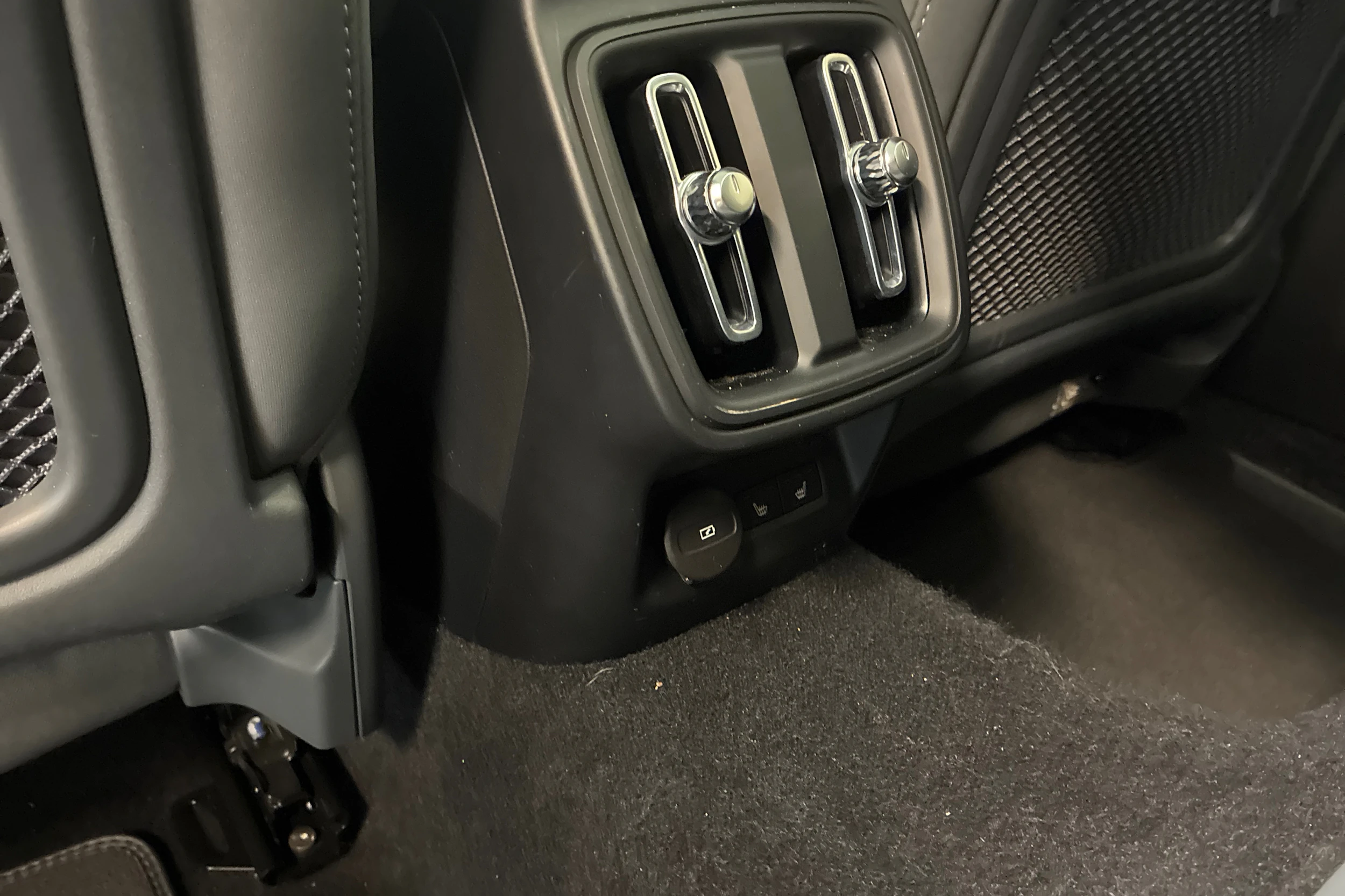 hopea Polestar 2 2023 kuva 26.