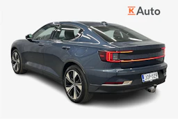 sininen Polestar 2 2023 kuva 3.