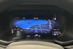 sininen Polestar 2 2023 kuva 17.