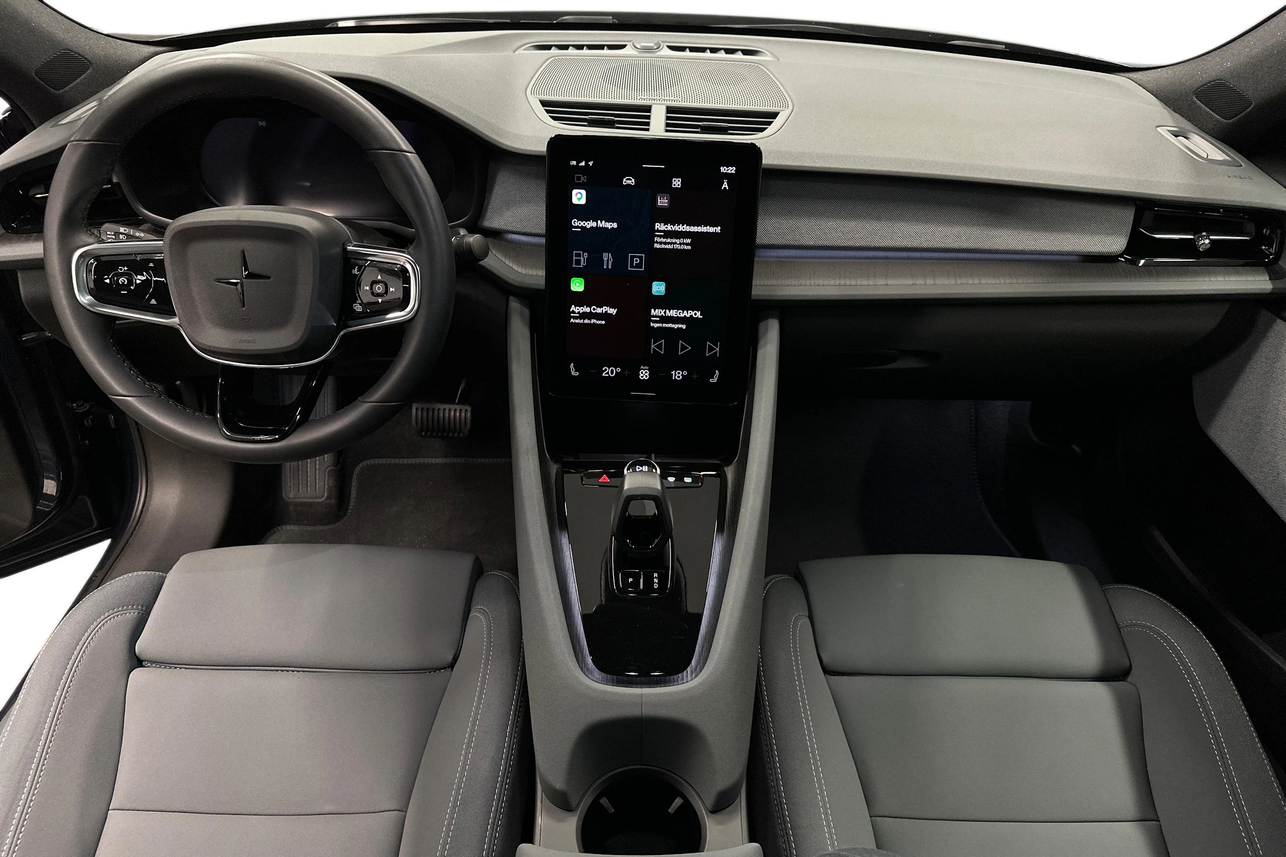 sininen Polestar 2 2023 kuva 9.