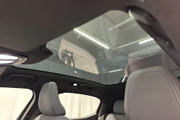 sininen Polestar 2 2023 kuva 37.