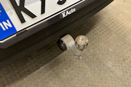 sininen Polestar 2 2023 kuva 44.