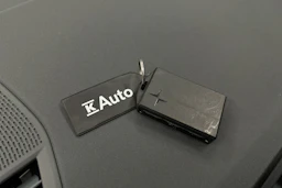 sininen Polestar 2 2023 kuva 46.