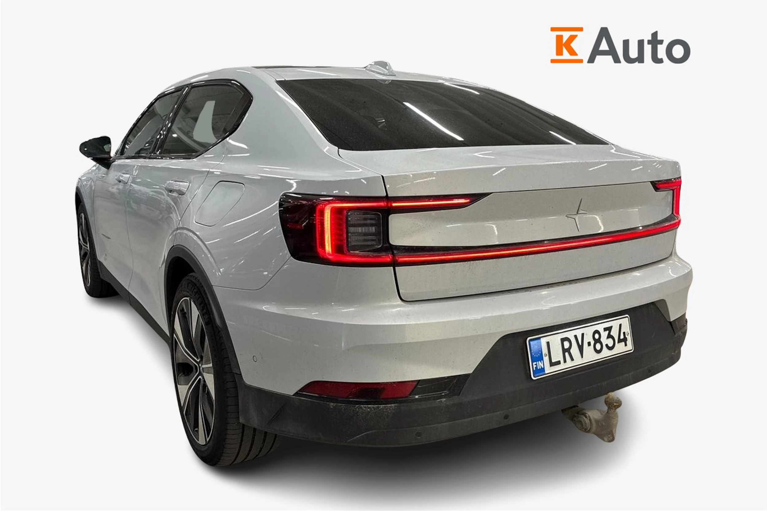 harmaa Polestar 2 2023 kuva 2.