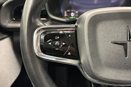 harmaa Polestar 2 2023 kuva 18.