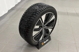 harmaa Polestar 2 2023 kuva 29.