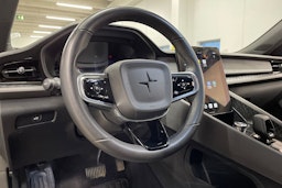 valkoinen Polestar 2 2023 kuva 25.