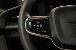 harmaa Polestar 2 2023 kuva 14.