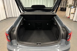 harmaa Polestar 2 2023 kuva 24.