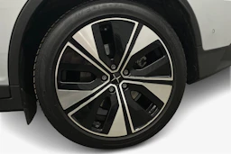 harmaa Polestar 2 2023 kuva 12.