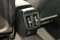 harmaa Polestar 2 2023 kuva 31.