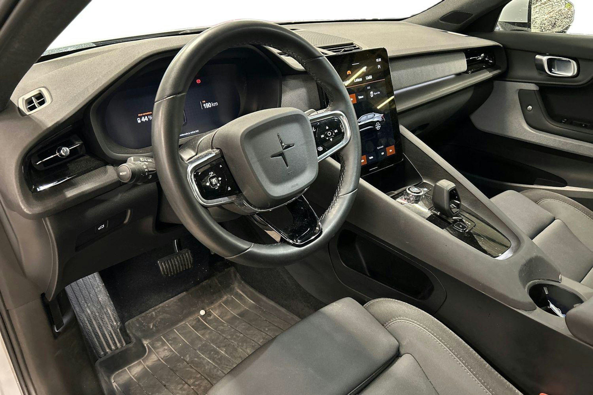 hopea Polestar 2 2023 kuva 3.