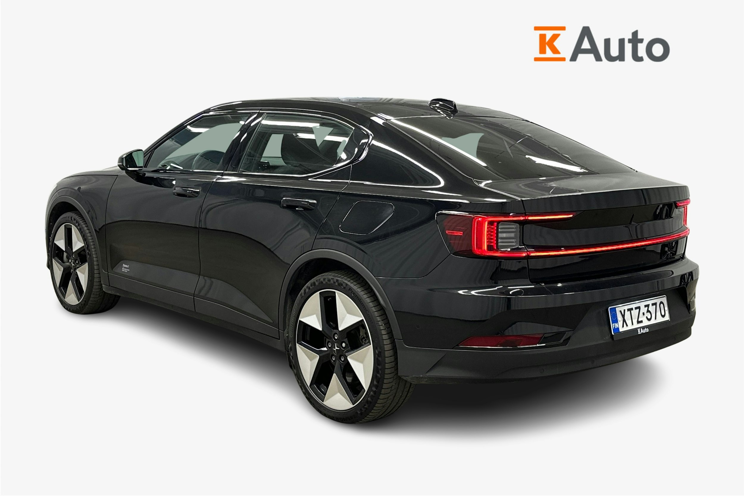 musta Polestar 2 2023 kuva 2.