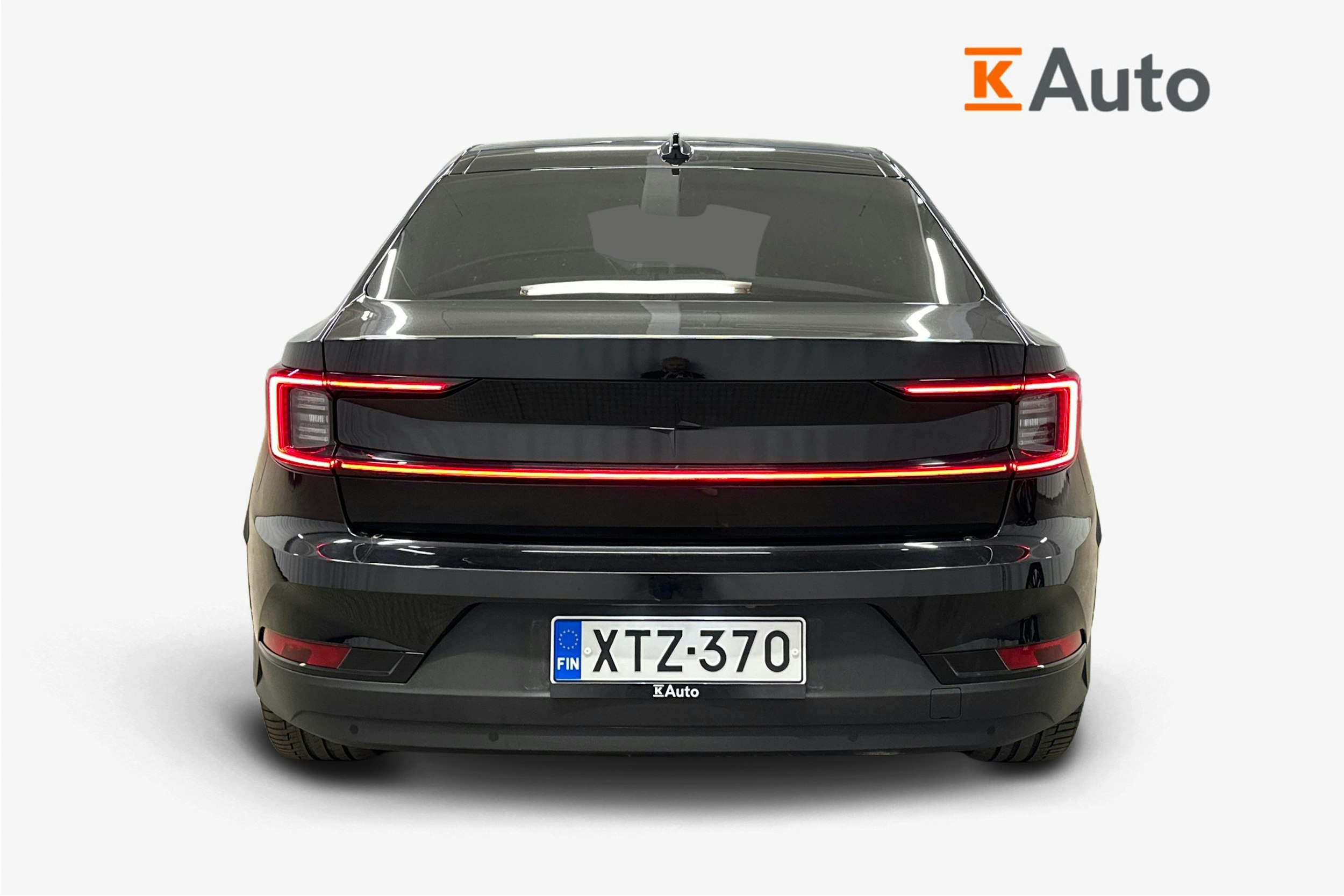 musta Polestar 2 2023 kuva 3.