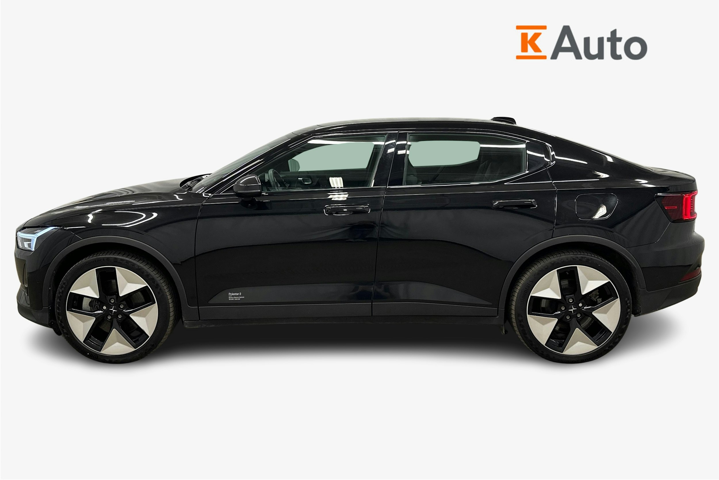 musta Polestar 2 2023 kuva 6.