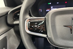 musta Polestar 2 2023 kuva 14.
