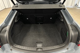 harmaa Polestar 2 2023 kuva 14.
