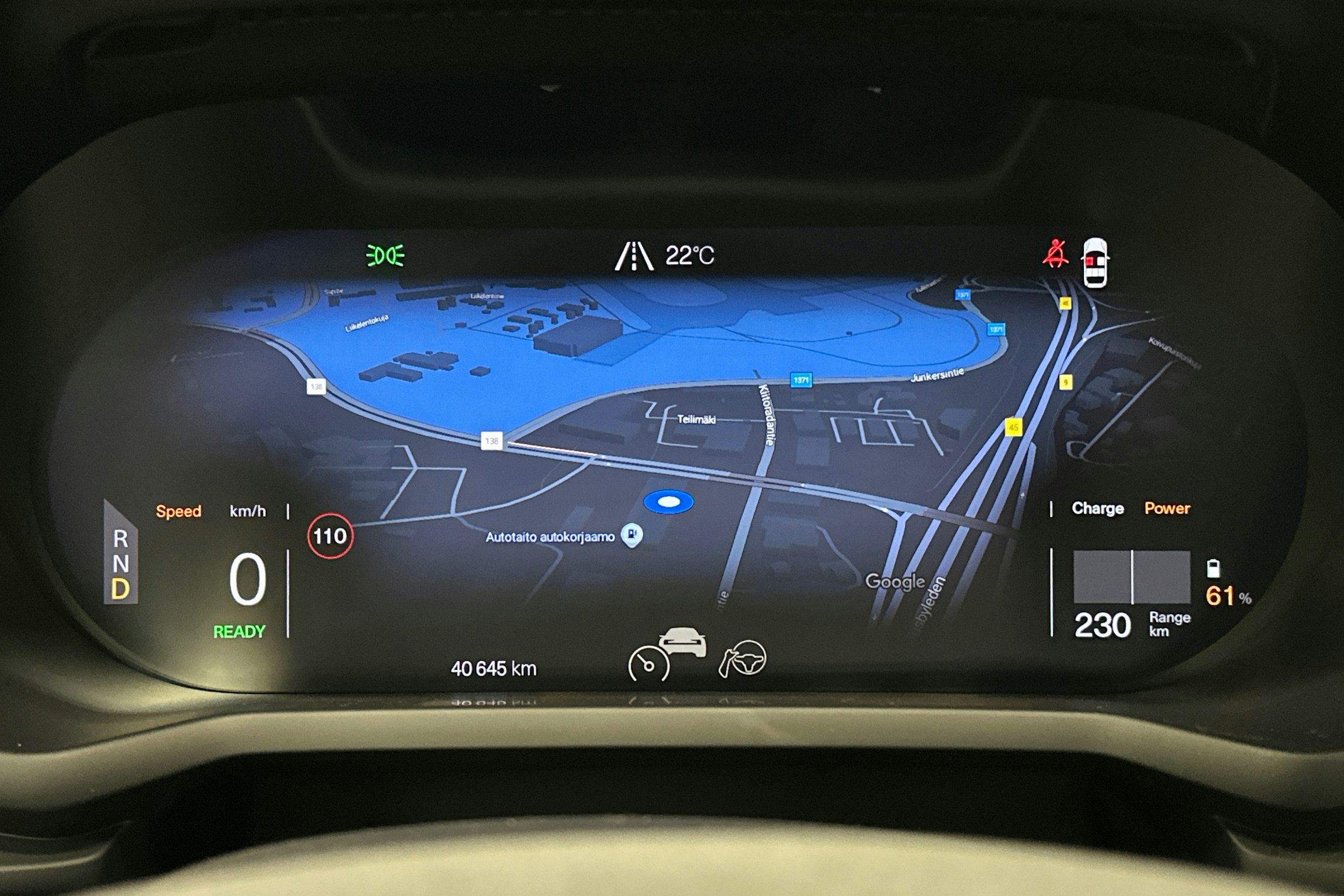 harmaa Polestar 2 2023 kuva 24.