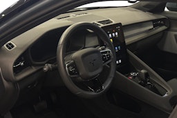 harmaa Polestar 2 2023 kuva 7.