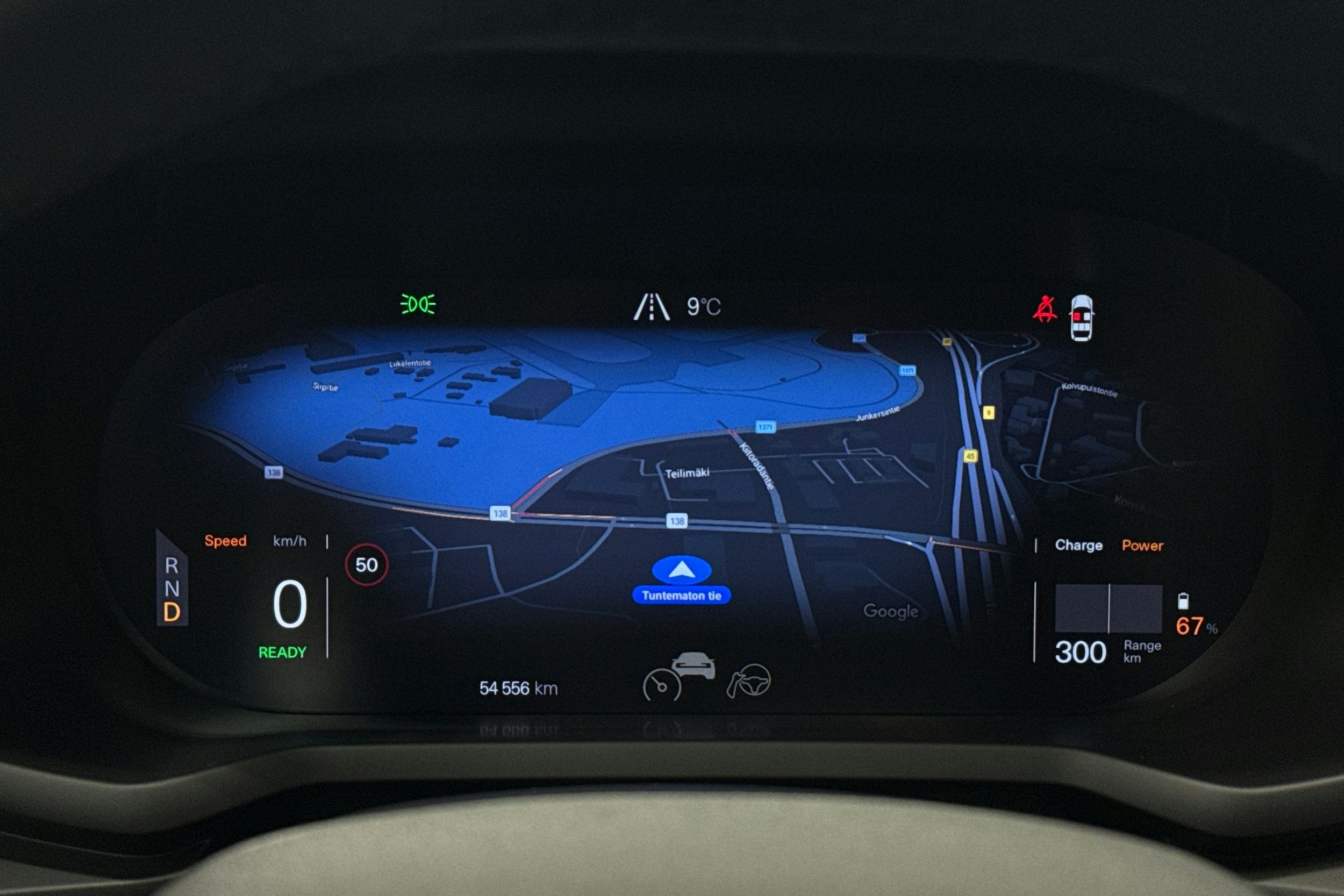 harmaa Polestar 2 2023 kuva 16.