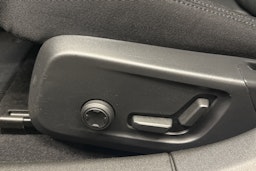 harmaa Polestar 2 2023 kuva 25.