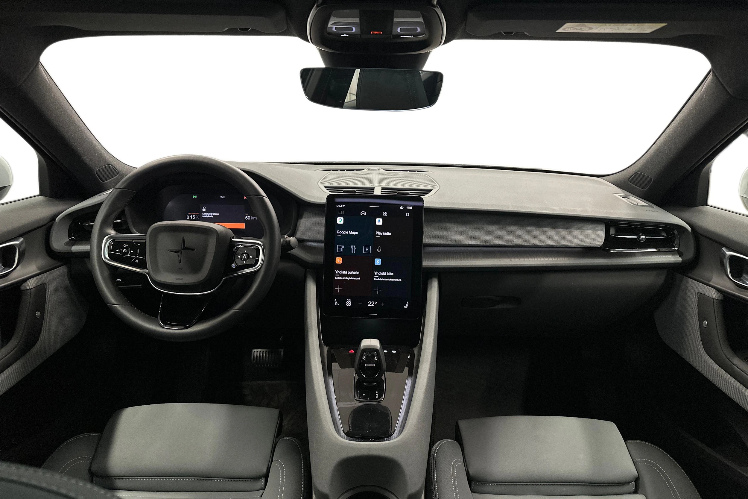 harmaa Polestar 2 2023 kuva 7.