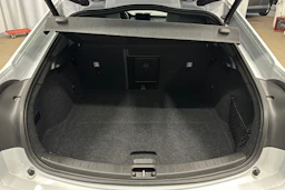 harmaa Polestar 2 2023 kuva 11.