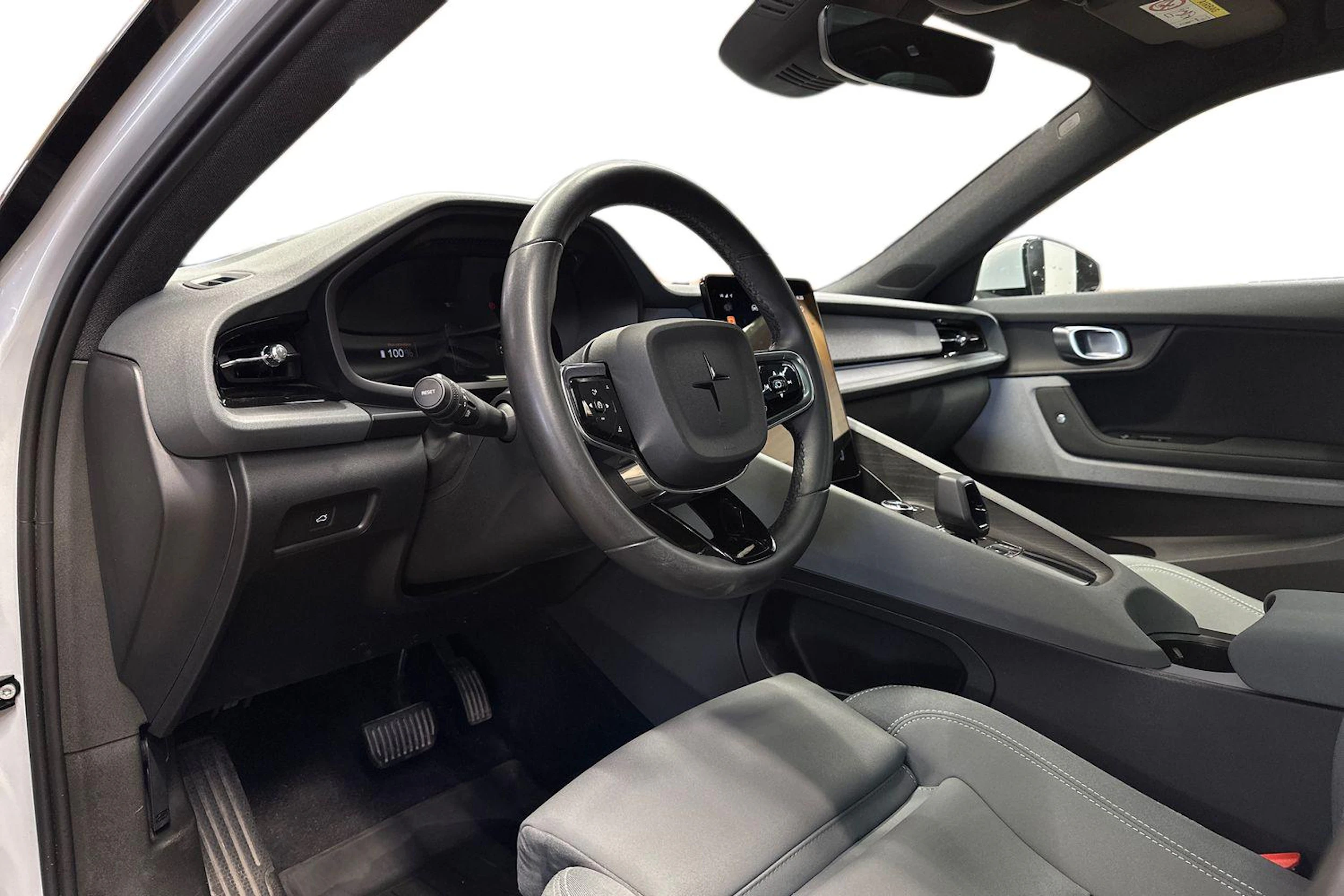 hopea Polestar 2 2023 kuva 6.