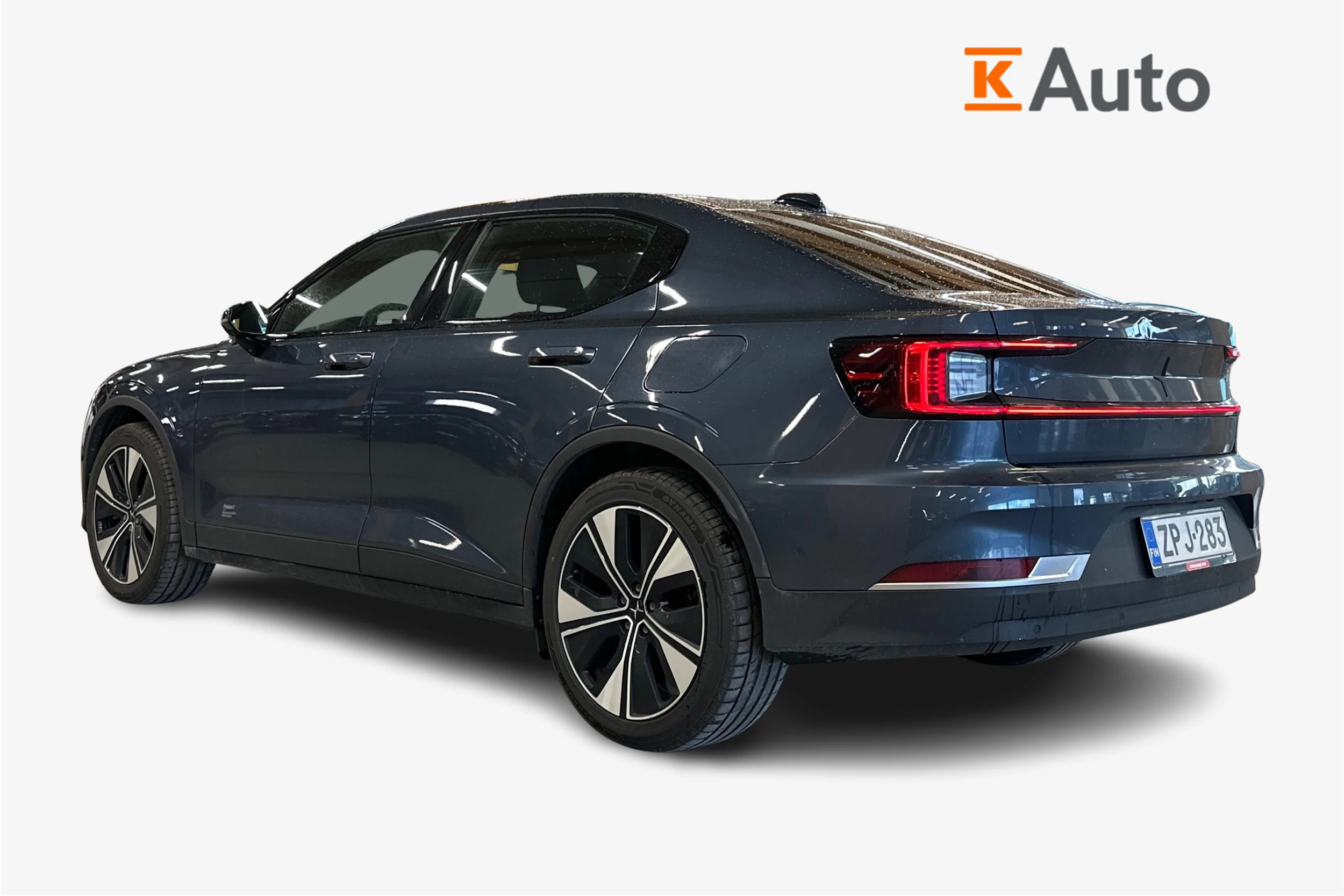 sininen Polestar 2 2023 kuva 2.