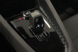 harmaa Polestar 2 2023 kuva 19.