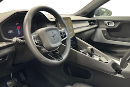 sininen Polestar 2 2024 kuva 3.