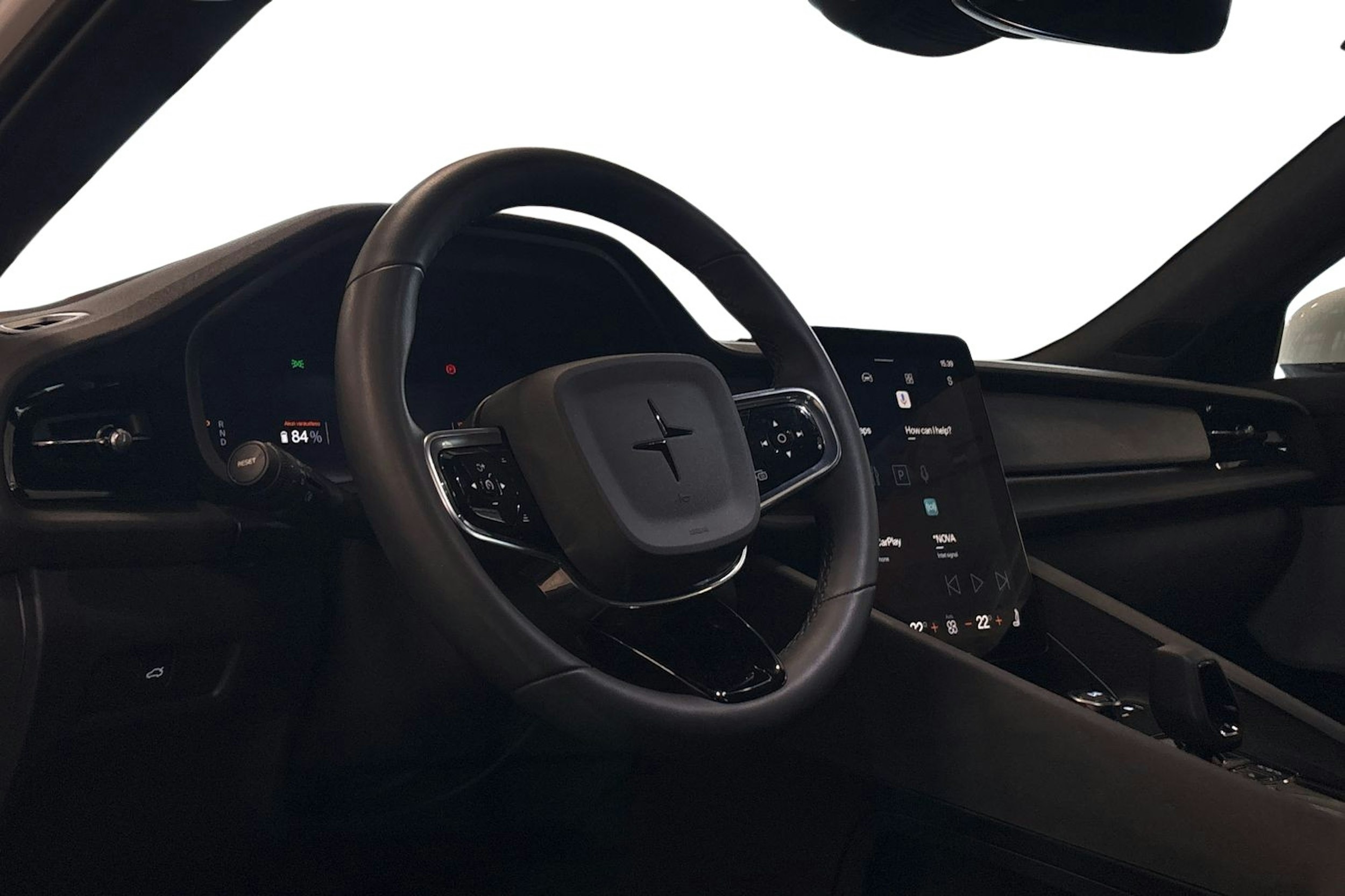 valkoinen Polestar 2 2024 kuva 3.