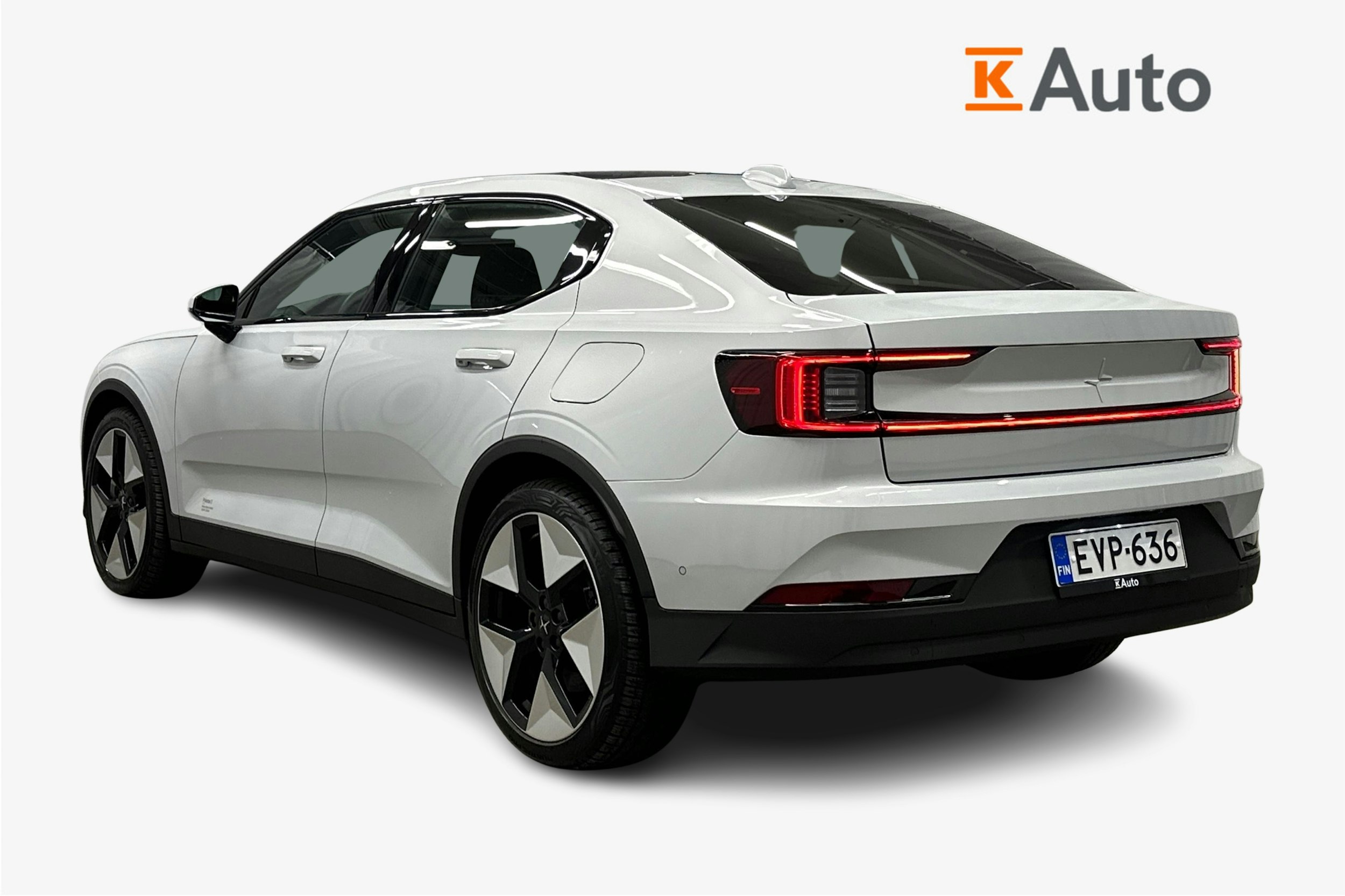 harmaa Polestar 2 2024 kuva 2.