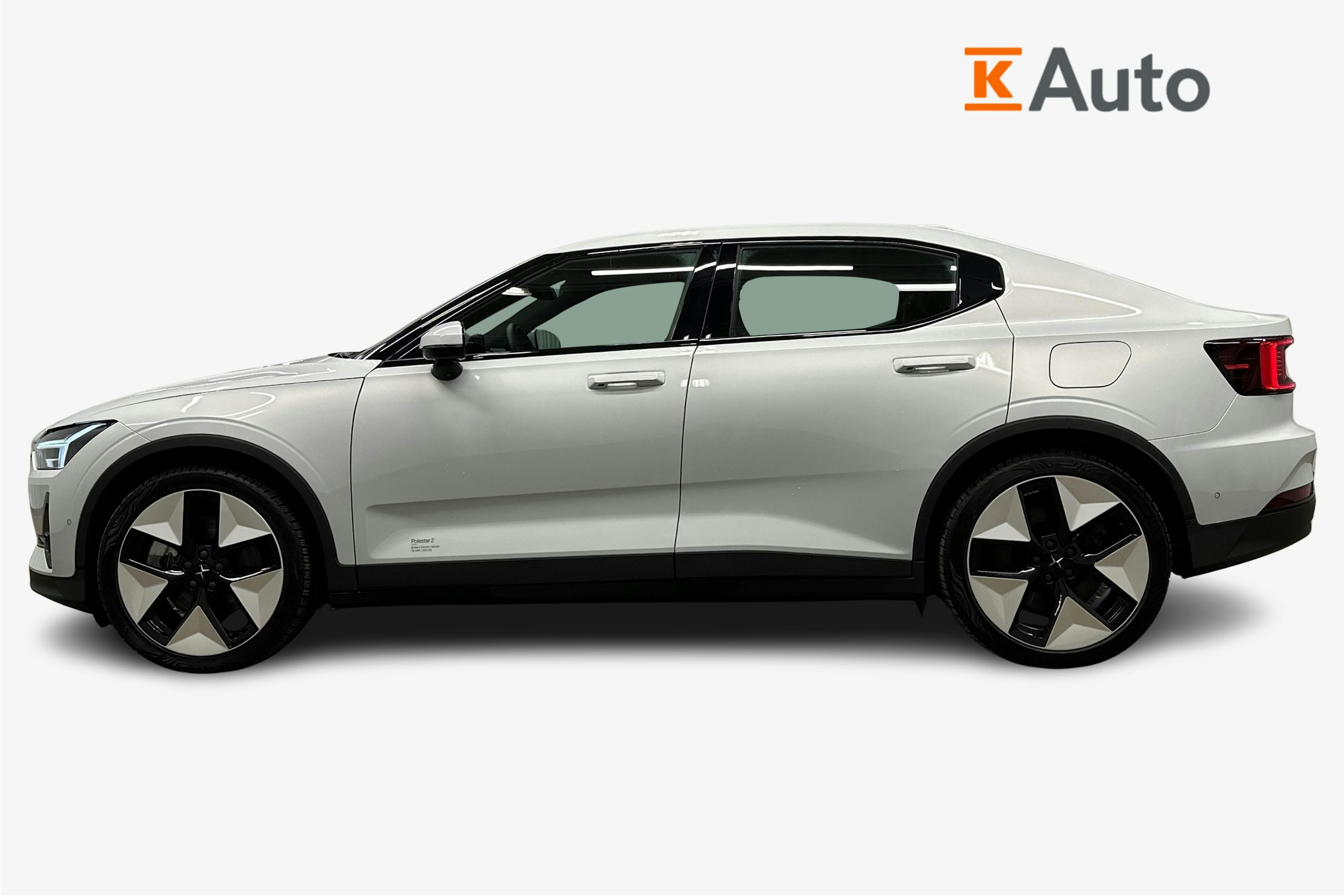 harmaa Polestar 2 2024 kuva 6.