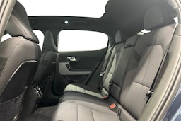 sininen Polestar 2 2024 kuva 10.