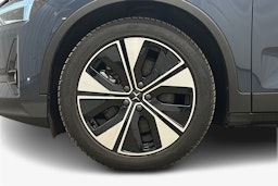 sininen Polestar 2 2024 kuva 11.