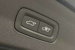 sininen Polestar 2 2024 kuva 15.